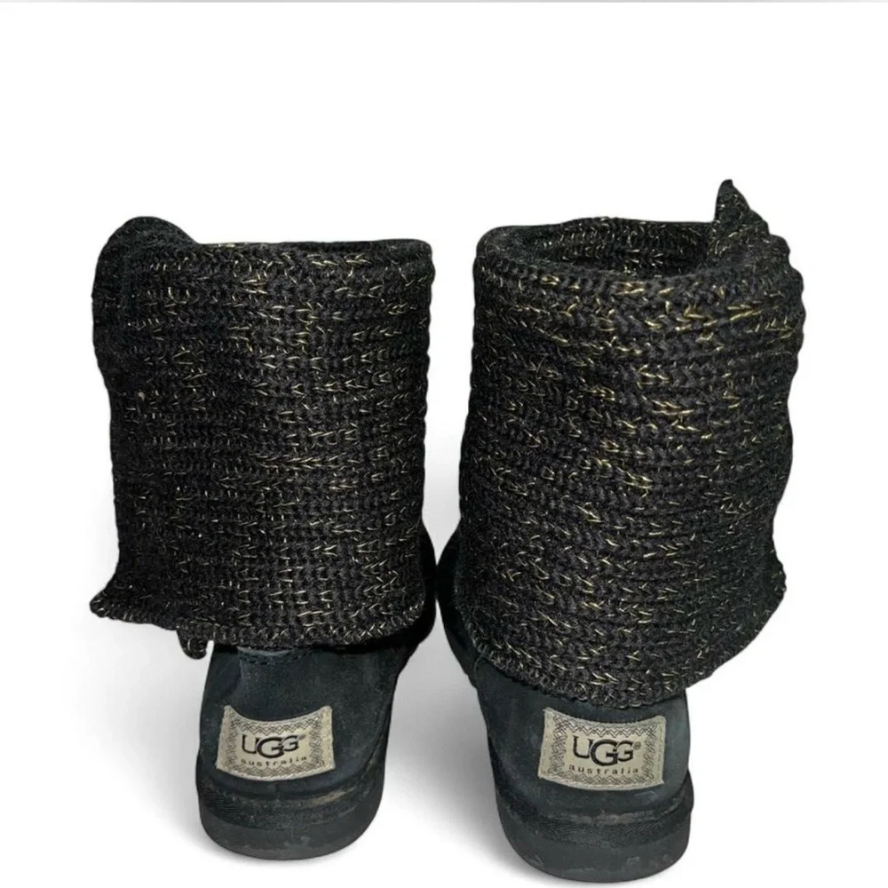 UGG Black Metallic Sweater Knit Cardy Button Boots Size 7 Fall Winter Cozy⁠